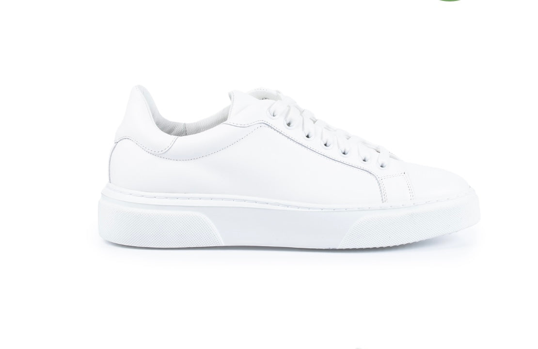 SNEAKERS WHITE